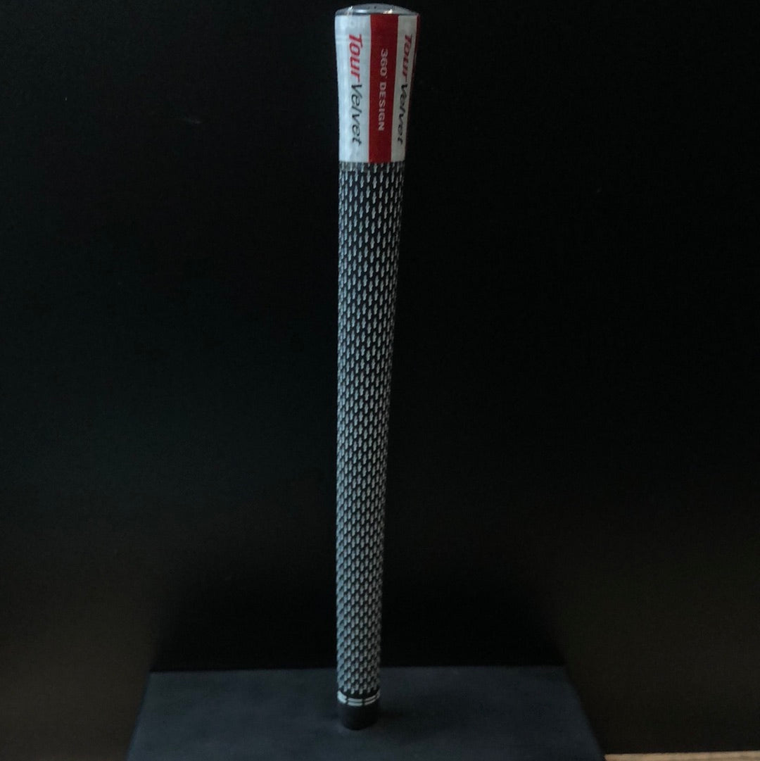 Golf Pride Tour Velvet Grips - Ultimate Comfort & Control for Golfers