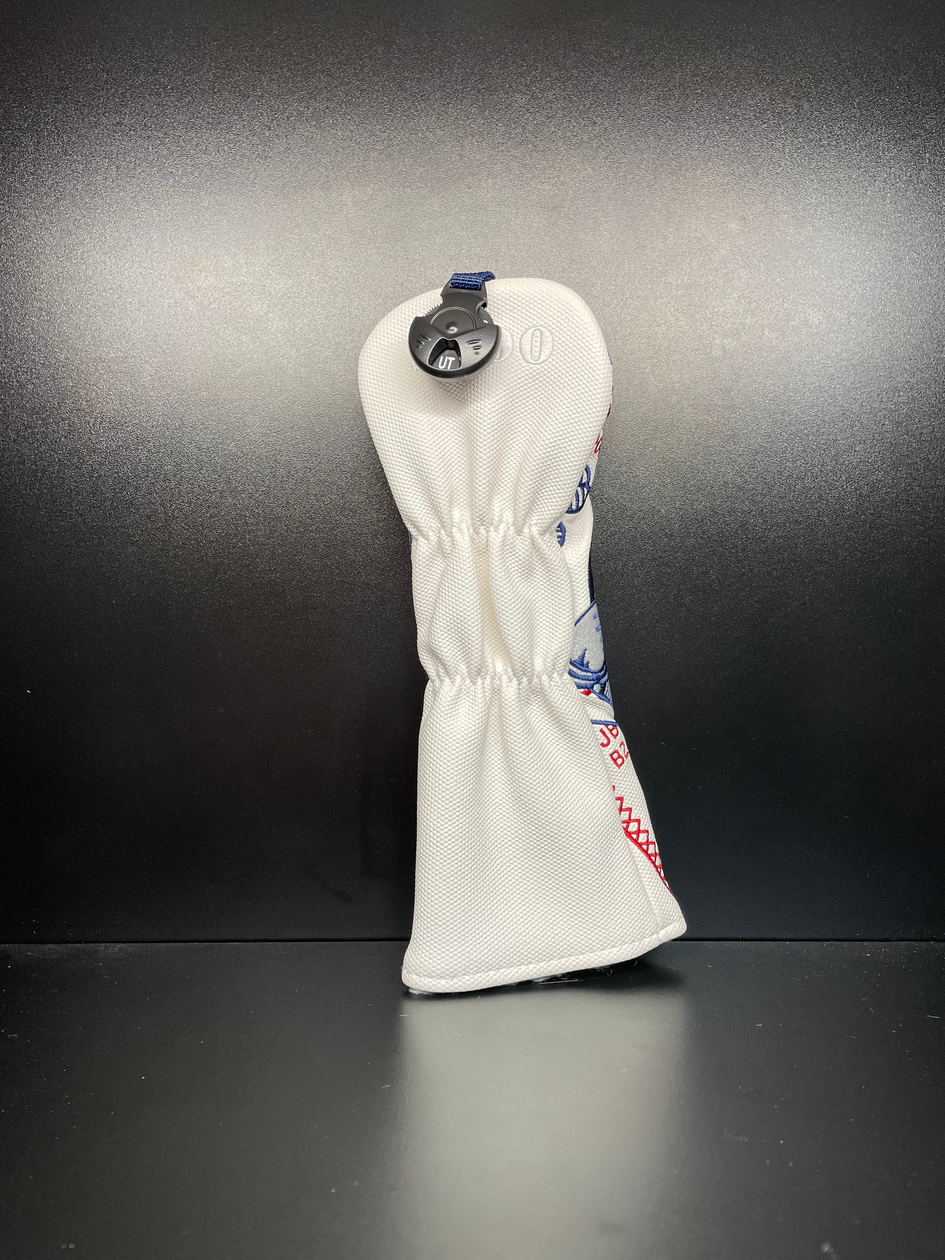 Lucky 100 Headcover - Stylish Protection for Your Golf Club