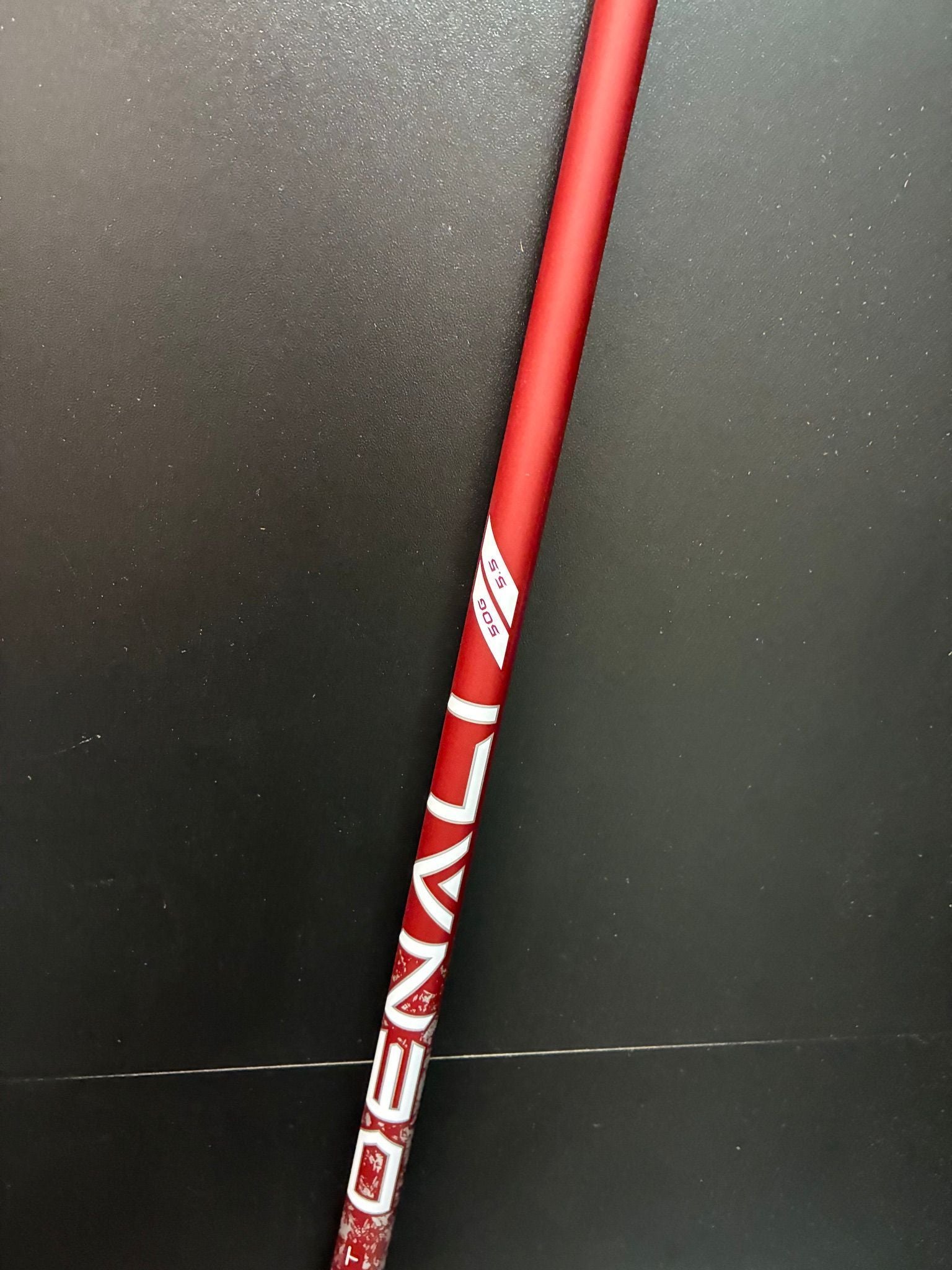 Project X Denali Red Frost 50g Regular Flex- DEMO SHAFT